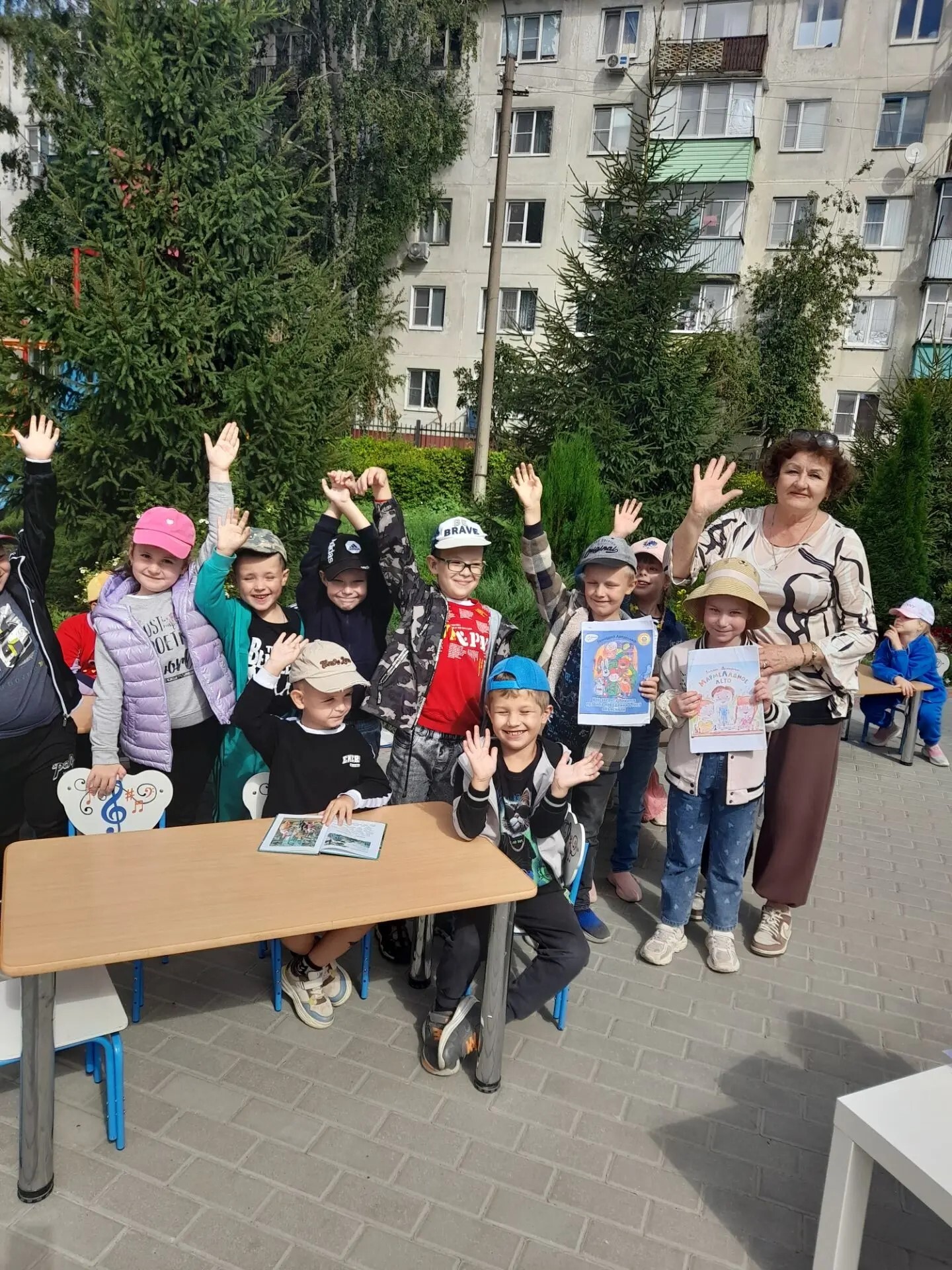 Литературный час «Знакомство с новой книгой»